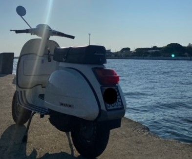 Noleggio Piaggio Vespa P150X 1979 senza frecce - Foto 3
