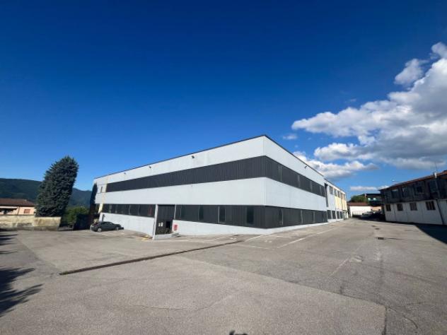 Immobile di 2000 m² con 1 locale in affitto a Lumezzane - Foto 12
