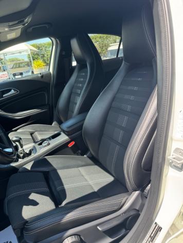 Mercedes-benz A 180 d Sport Night Edition - Foto 10