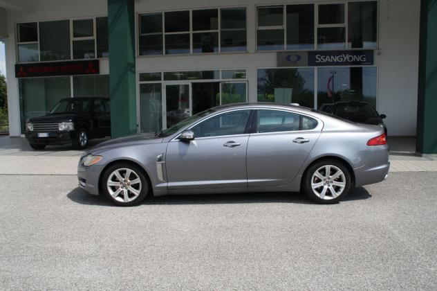 Jaguar XF 2.7 DS V6 Luxury - Foto 2