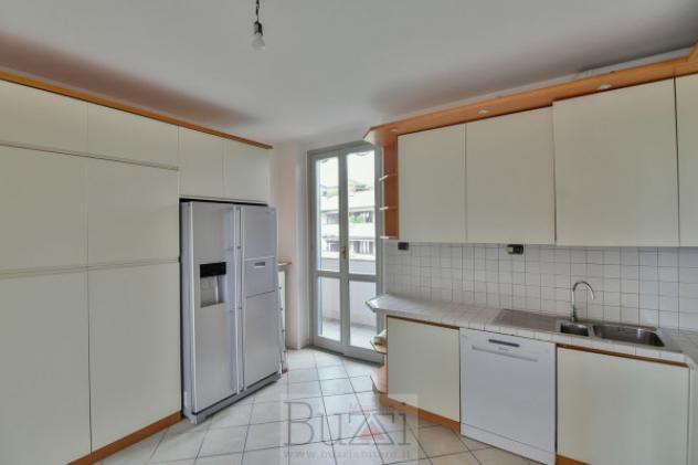 Attico / Mansarda di 125 m² con 3 locali e box auto doppio in vendita a Seregno - Foto 8