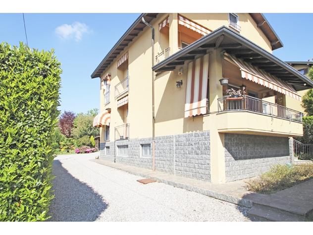 TRILOCALE INDIPENDENTE IN VILLA CON GIARDINO PRIVATO – ZERO SPESE CONDOMINIALI