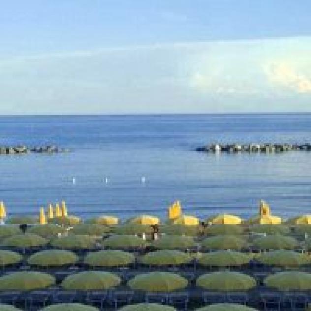 Hotel Alexander di Marcucci Pinoli Alessandro Ferruccio & C Snc
