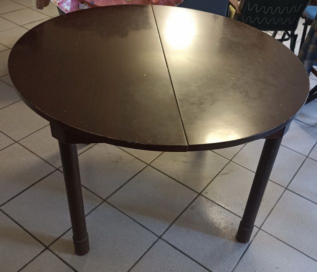 Tavolo rotondo anni '60 '70 in palissandro