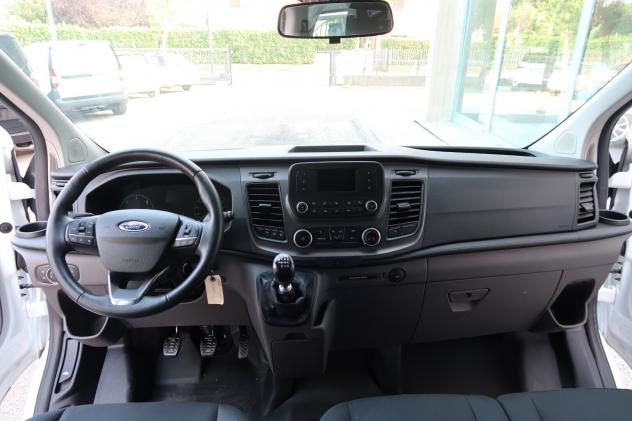 Ford Tourneo Custom 2.0 EcoBlue 170CV Trend 9p - Foto 8
