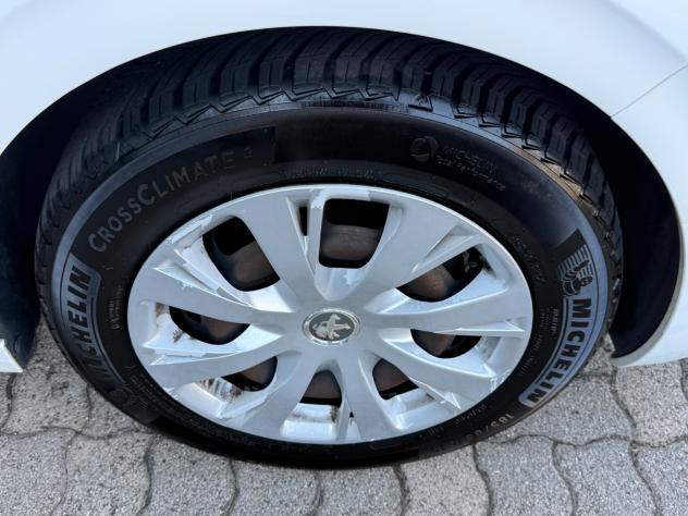 Peugeot 208 5 porte Active - Foto 8