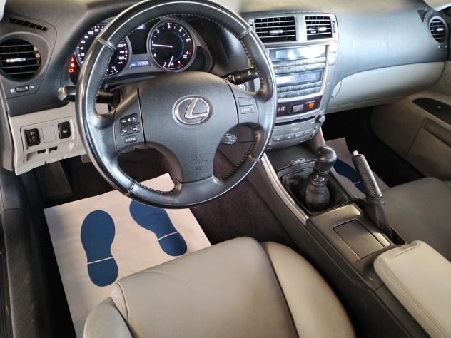 Lexus IS 220d MC Luxury - Foto 8