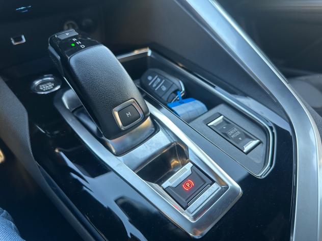 Peugeot 3008 BlueHDi 130 EAT8 GT - Foto 10
