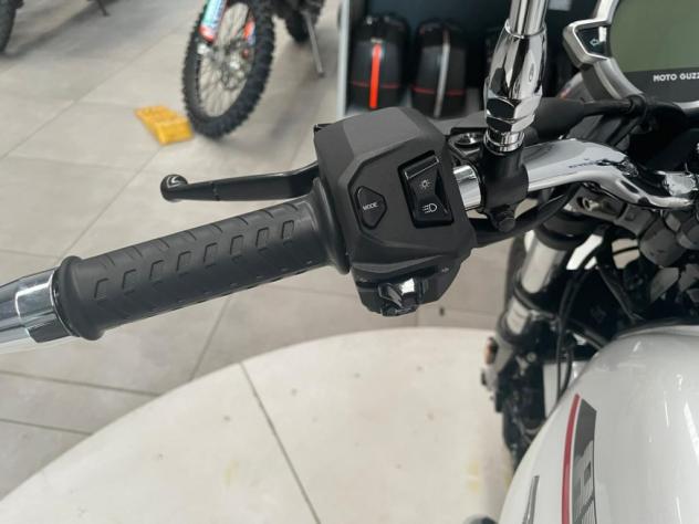Moto Guzzi V7 850 Special - Foto 10
