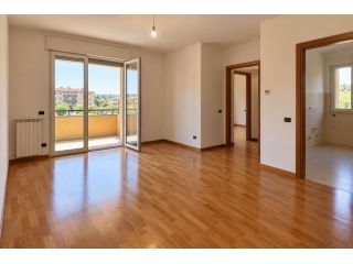 TRILOCALE DA ARREDARE ZONA LABICO