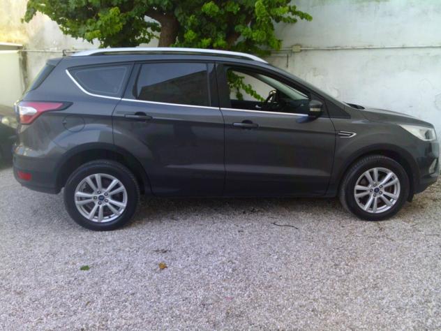 Ford Kuga 1.5 TDCI 120 CV S&S 2WD Titanium - Foto 3