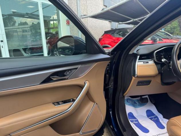 JAGUAR F-Pace 2.0d 204 CV MHEV AWD Aut. R-Dynamic rif. 23838438 - Foto 8