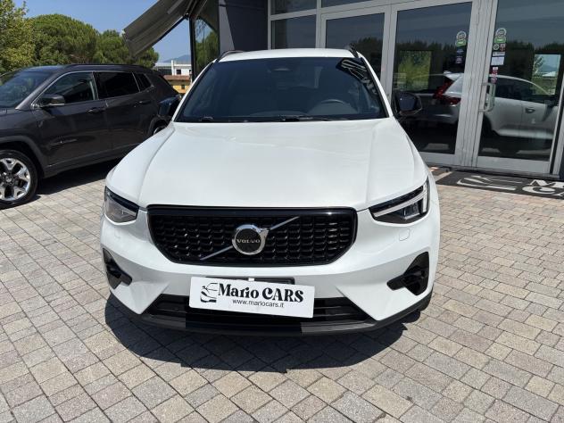 Volvo XC40 B3 automatico Plus Dark - Foto 2