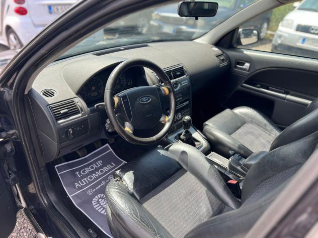 Ford Mondeo 2.0 16V TDCi (130CV) 4p. - Foto 4