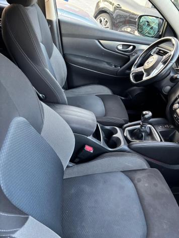 Nissan Qashqai 1.5 dCi N-Connecta - Foto 9