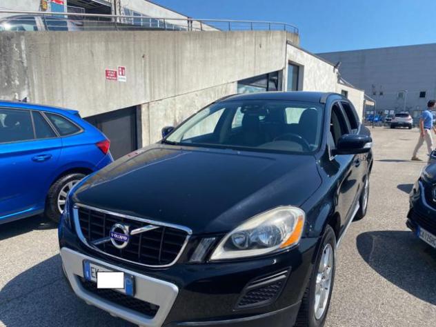 VOLVO XC60 D3 AWD Geartronic Kinetic rif. 24077826