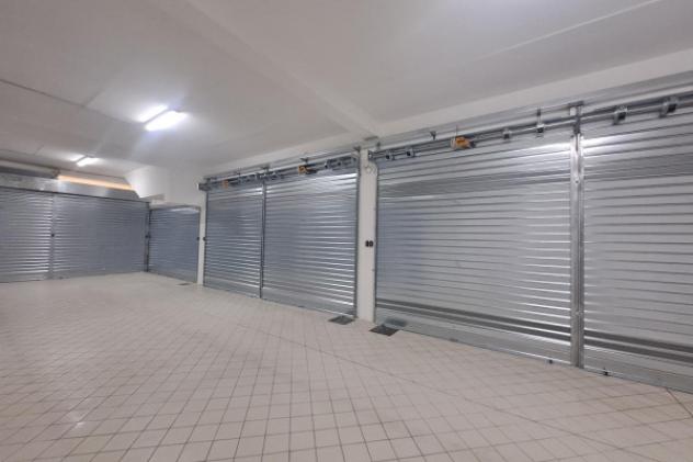 Box / Garage di 20 m² in vendita a Roma
