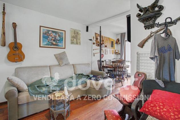 Villa di 207 m² con più di 5 locali in vendita a Maccagno con Pino e Veddasca - Foto 2