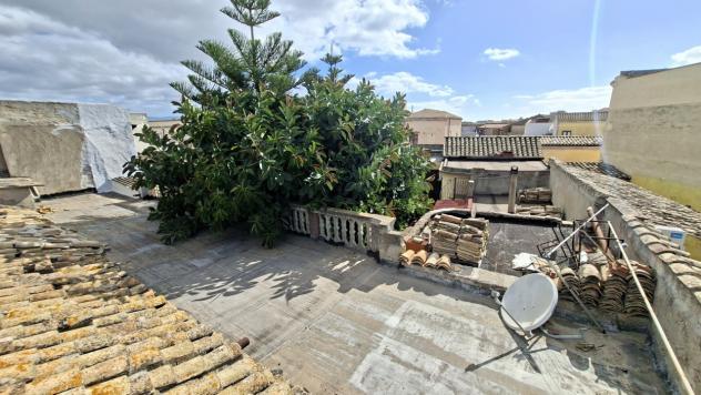 Nel centro storico di Quartu S. Elena, vi proponiamo un'affascinante casa campidanese storica con cortile interno, vicina a tutti i servizi e ai trasp - Foto 7