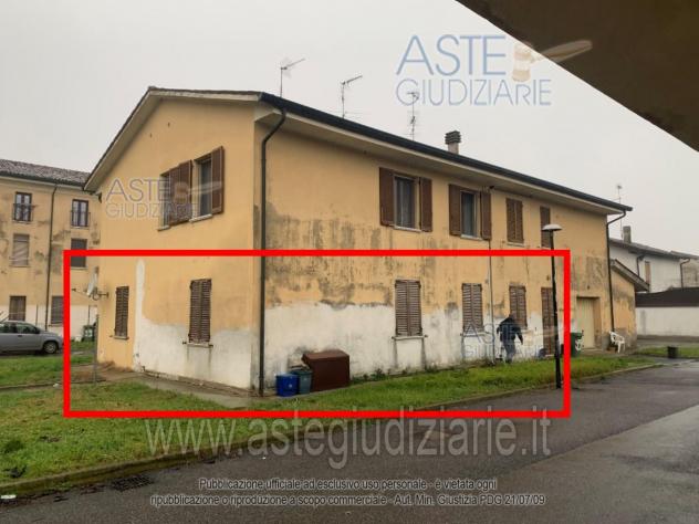 IMMOBILI-IMMOBILE RESIDENZIALE-Piazza IV Novembre, 22, 46010 Redondesco MN, Italia - Foto 2