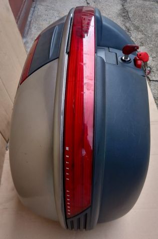 BAULETTO GIVI V46N da litri 46 con impianto luce stop - usato - Foto 6