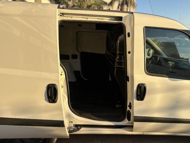 Fiat Doblo Dobl1.3 MJT S&S PC-TN Cargo Lounge - Foto 8