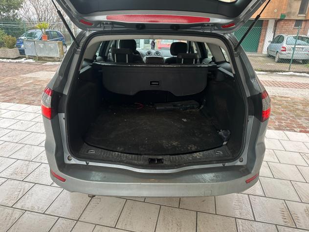 Ford Mondeo SW 2.0 TDCi 130 CV aut. (12 RATE) - Foto 9