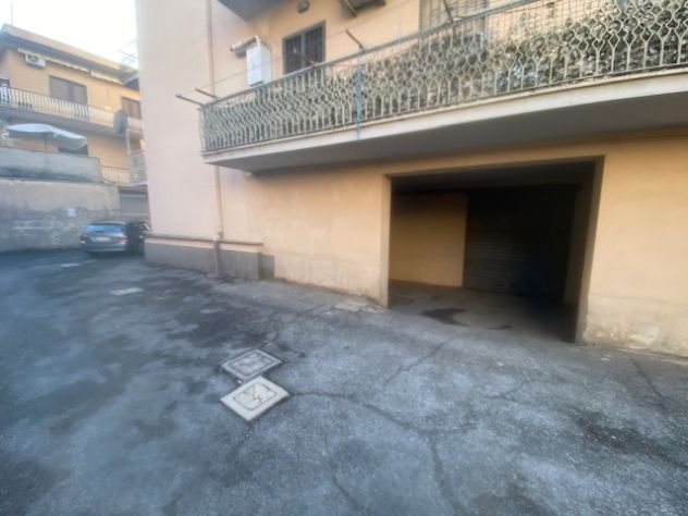 Locale magazzino a Finocchio vicino v. Casilina - Foto 3