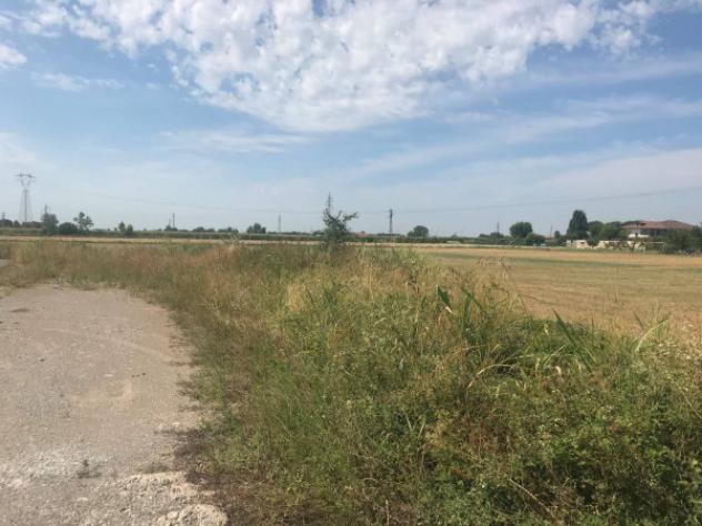 Terreno di 17000 m² in vendita a Palazzolo sull'Oglio