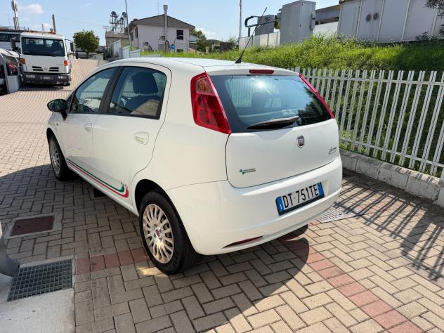 Fiat Grande Punto 1.4 5 porte Dynamic Natural Power - Foto 4
