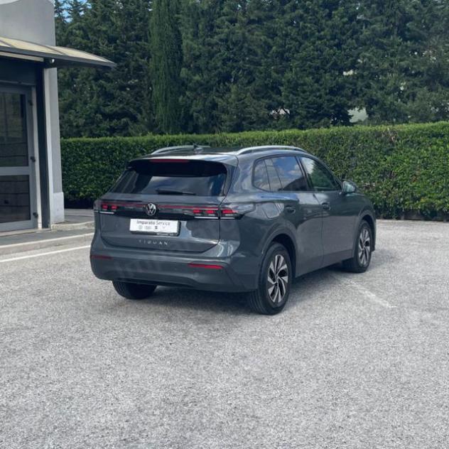 VOLKSWAGEN Tiguan 2.0 TDI 150 CV DSG Life rif. 24129983 - Foto 6