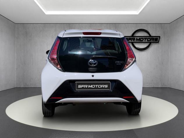 Toyota Aygo Play 1.0 69cv auto - PROMO - Foto 5