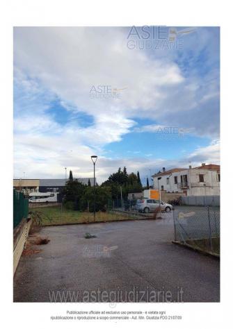 IMMOBILI-ALTRA CATEGORIA-Via Francesco Magnanini s.n. - Foto 2