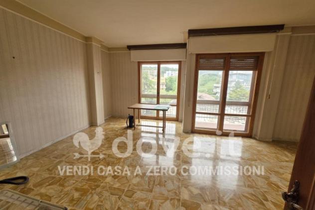 Appartamento di 153 m² con 5 locali e box auto in vendita a Chianciano Terme