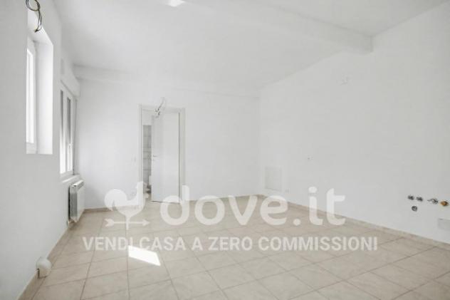 Casa indipendente di 125 m² con 4 locali e box auto in vendita a Fiesso Umbertiano - Foto 3