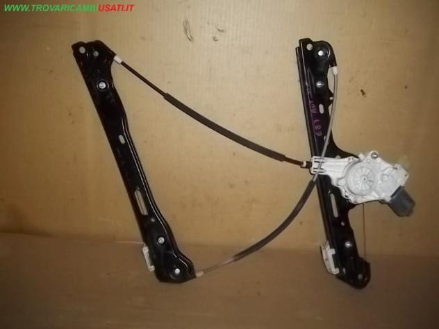 ALZACRISTALLO ANT.S. 6 FILI BMW Serie 1 E87 5 porte  Carrozzeria  Lamierati esterni  Porte  Alzacristallo por BMW - Serie 1 E87 5 porte - 01-04-2007 -