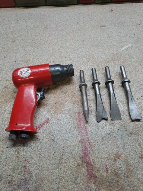 pistola pneumatica con scalpelli - Foto 2
