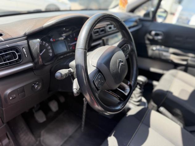 Citroen C3 BlueHDi 100 S&S Shine Pack - Foto 9