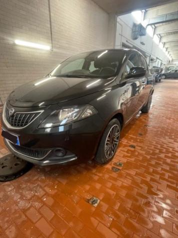 LANCIA Ypsilon 1.0 FireFly 5 porte S&S Hybrid Silver Plus rif. 24104844