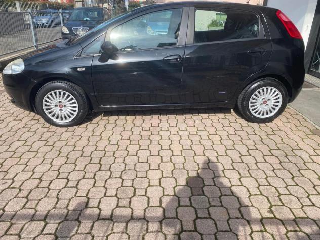 GRANDE PUNTO 163.000KM OK NEOPATENTATI - Foto 2