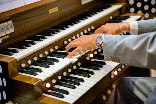 Organista PORTOVENERE e LA SPEZIA Matrimoni Soprano e Violinista Musica - Foto 4