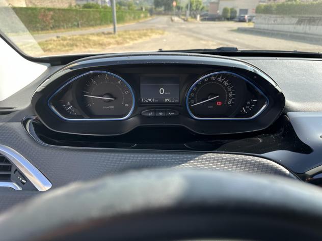 Peugeot 2008 BlueHDi 100 S&S Black Matt - Foto 7