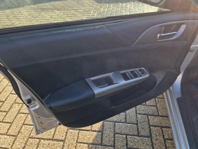 Subaru Impreza 2.0D 4wd 150 cv - Foto 9