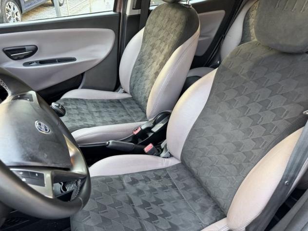 Lancia Ypsilon 5 Porte Ypsilon 1.2 8v Platinum 69cv E6 - Foto 10