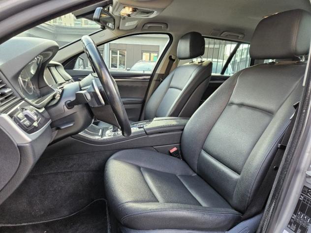 BMW Serie 5 520 d Touring Futura - Foto 8