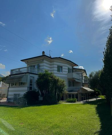 Villa in vendita a Carrara 350 mq Rif: 1412528 - Foto 2
