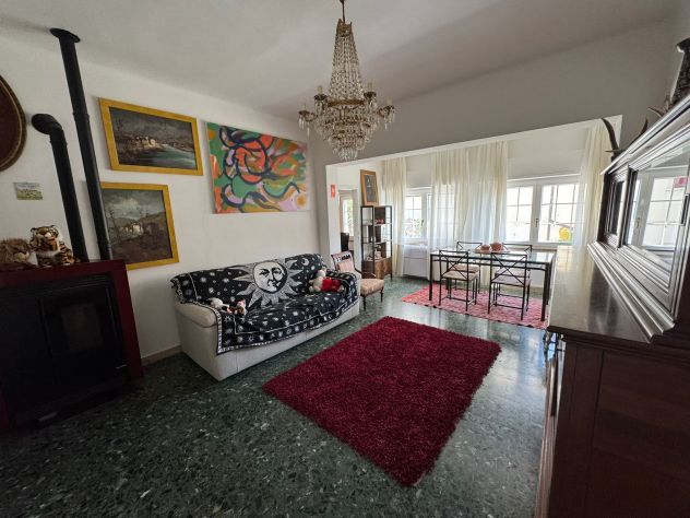 APPARTAMENTO IN CENTRO IN BIFAMILIARE - Foto 2
