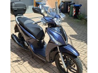 Kymco People S 200