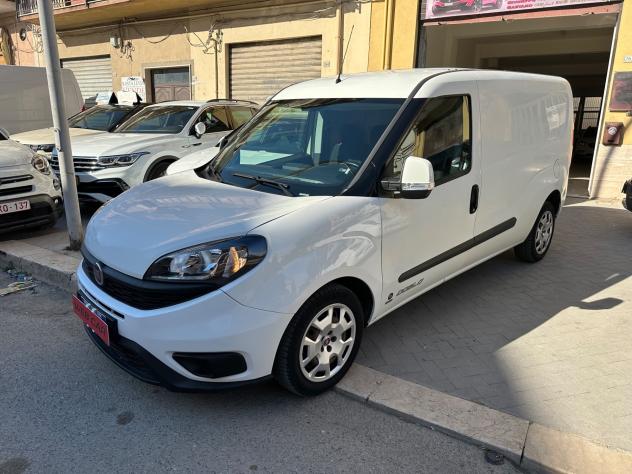 Fiat Doblo Dobl1.6 MJT 105CV Cargo Maxi Lamierato SX - Foto 2