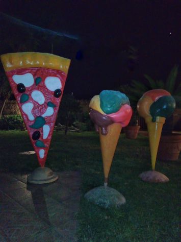 Gelato in fiberglass: Insegna cono gelato per esterno. Disponibile a GROSSETO - Foto 8